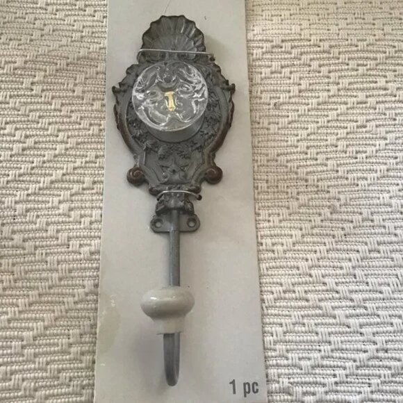 Notting Hill Studio Decor Viewpoint Grey metal Wall Hook - Picture 1 of 3